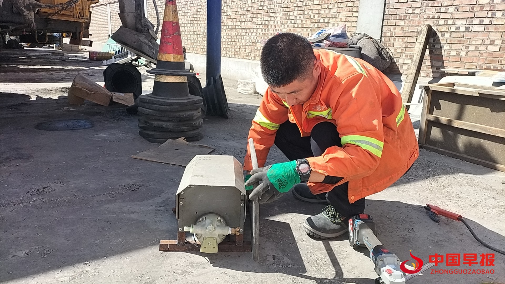 1712135578922628.jpg 图片02.jpg