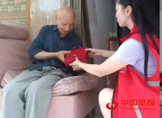 1726628685129179.png E99658F8FDC8C345CFFAC5AA62E43DCC.png